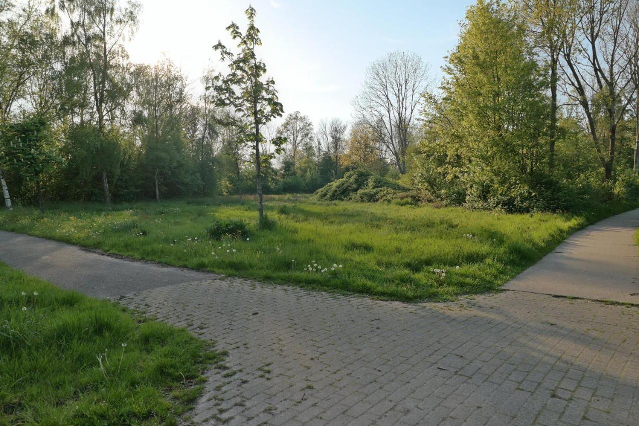 Slaap Lekker Apartment Dokkum Exterior foto