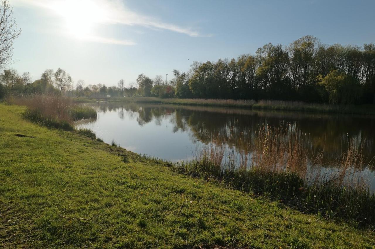 Slaap Lekker Apartment Dokkum Exterior foto